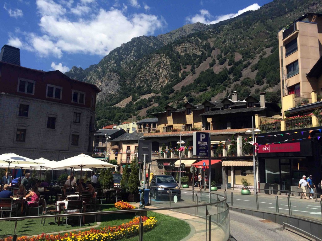 center_square_andorra_le_vella